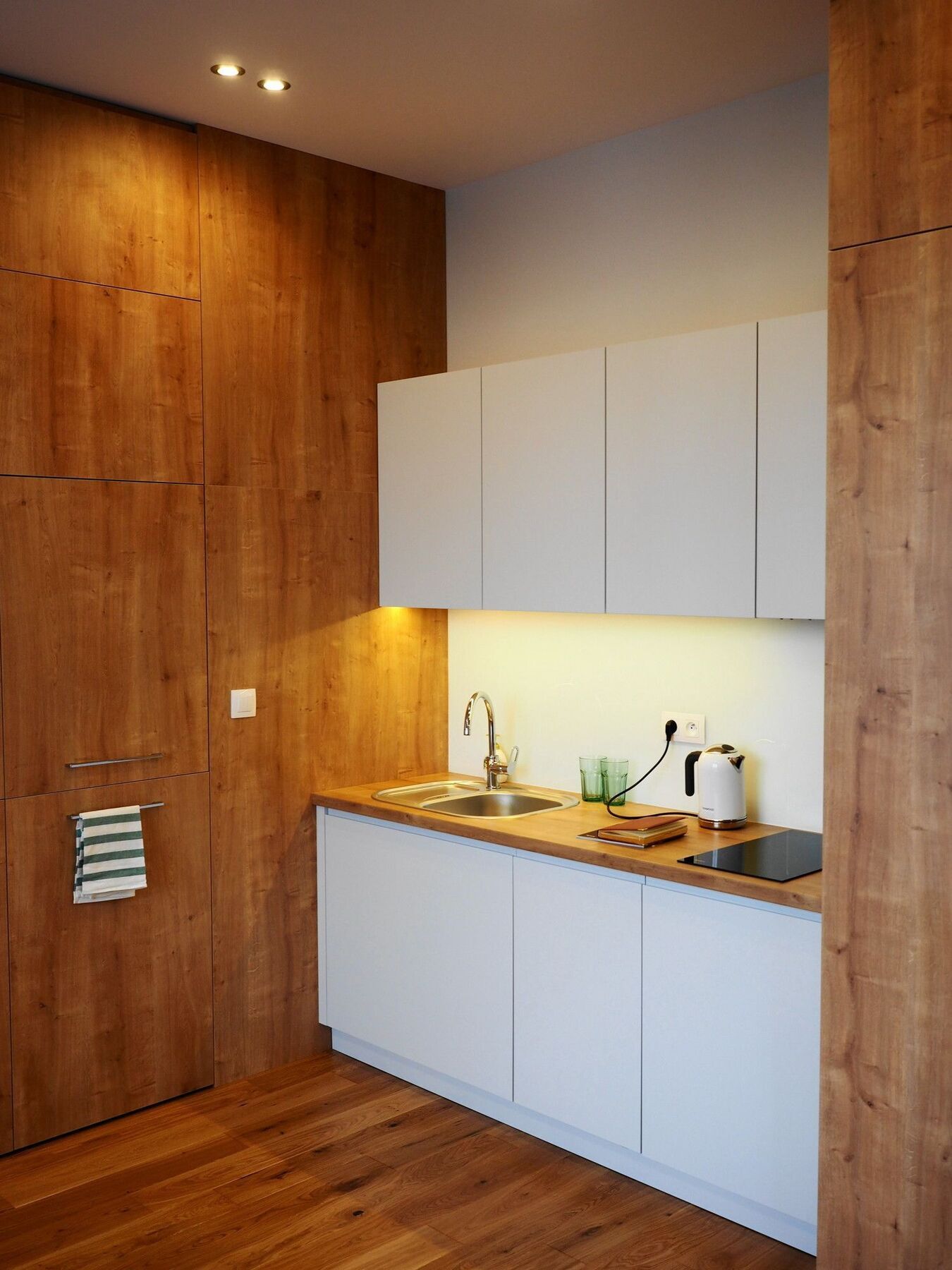 Magazynowa Airport Apartments Warszawa Eksteriør billede