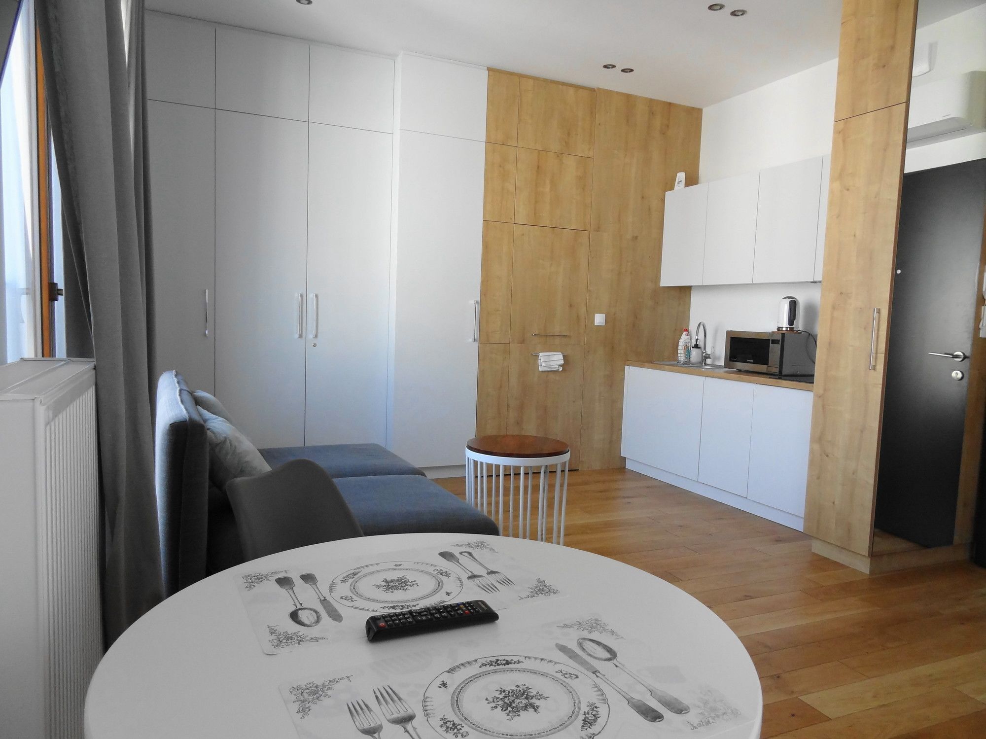 Magazynowa Airport Apartments Warszawa Eksteriør billede