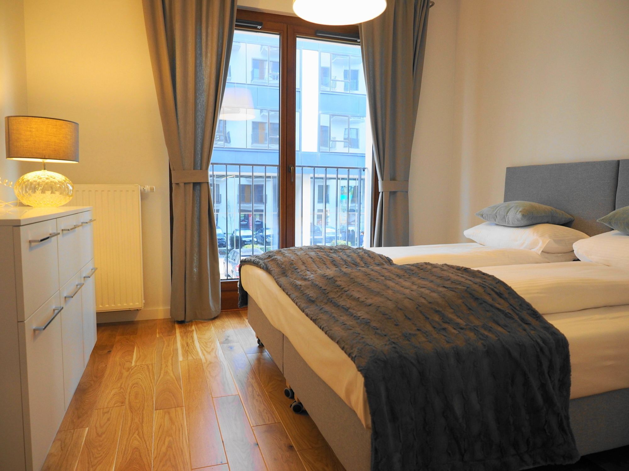 Magazynowa Airport Apartments Warszawa Eksteriør billede